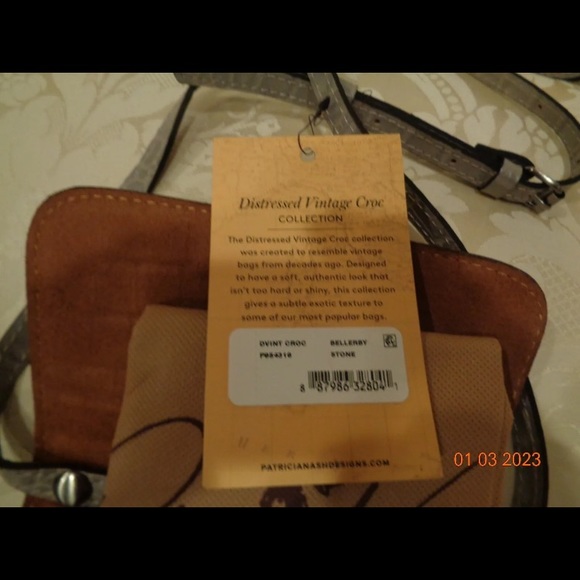 Patricia Nash NWT Dvint Gray Crocodile Bellerby - Picture 3 of 7